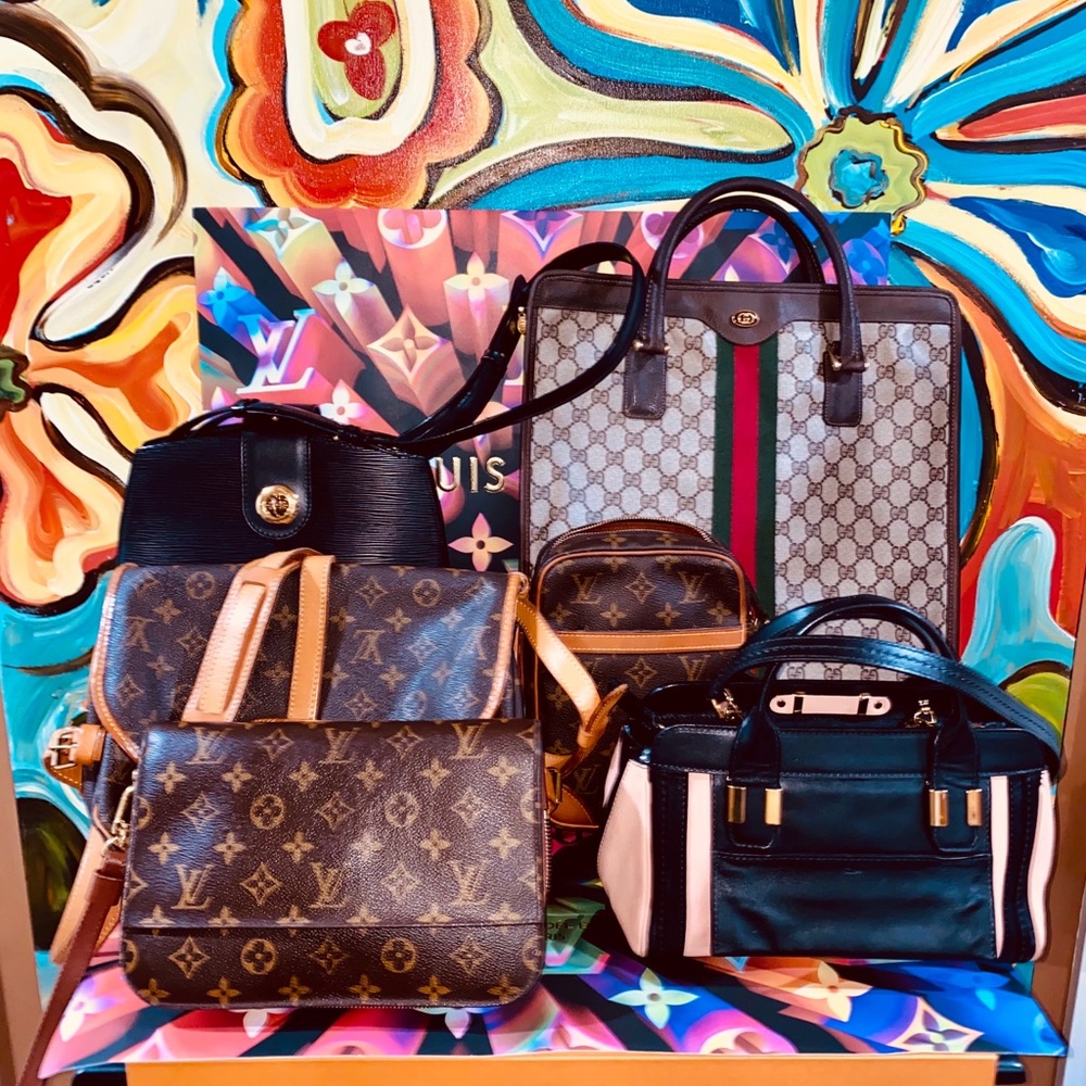 🔥🔥🔥Authentic LOUIS VUITTON BAGS & WALLETS❤️‼️‼️ - Picture 9 of 11